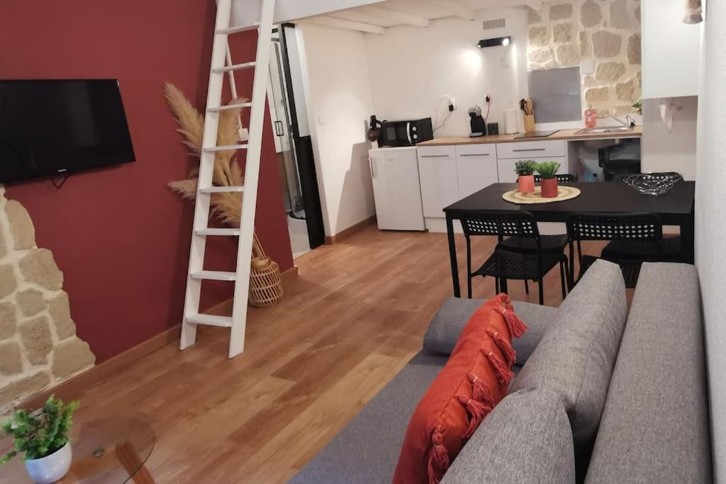 Centre Ville Montpellier - Appartement Au Coeur De L'Ecusson 外观 照片